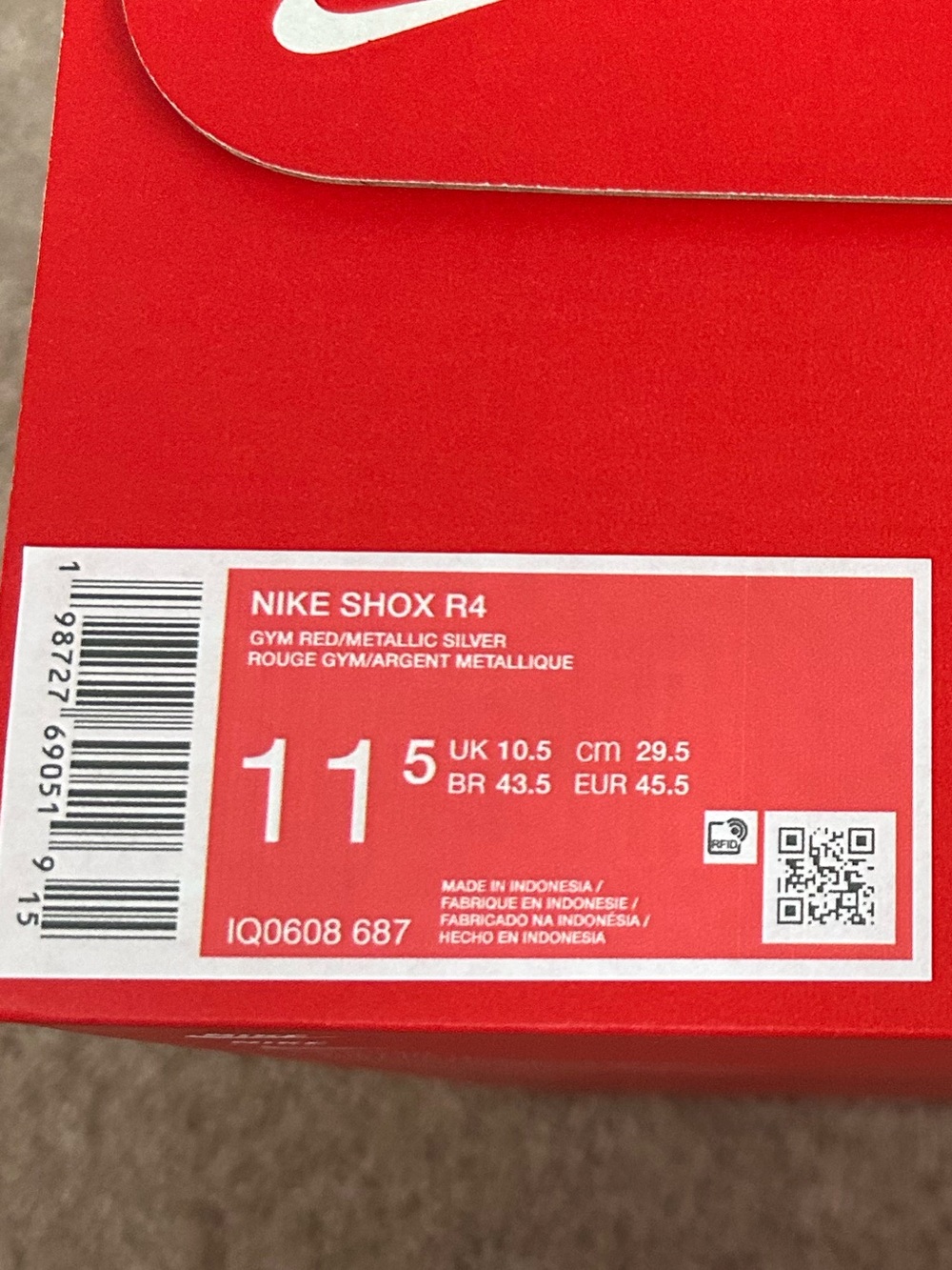 New Nike Shox R4 Red size 11.5